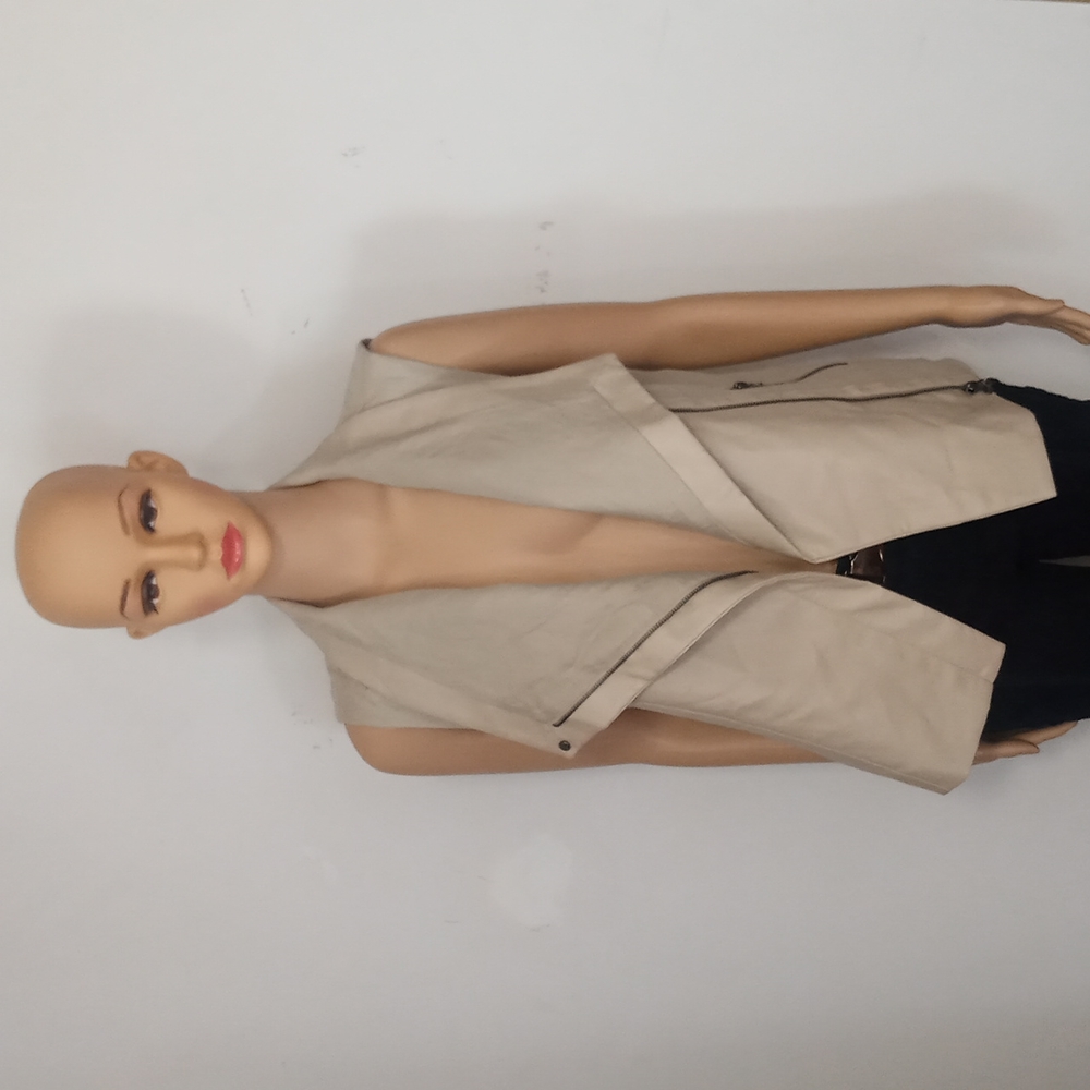 Love Token Zippered Vest